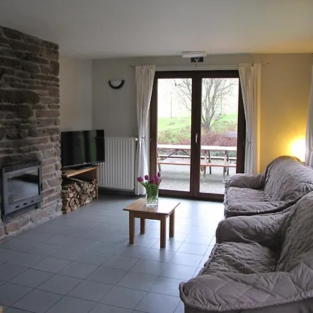 Vakantiehuis Lovely Holiday In Heilrimont With Garden *